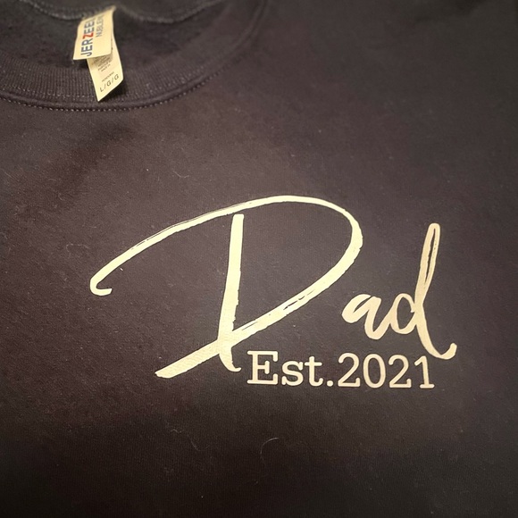 Navy Crewneck long sleeve sweatshirt. Size L. Washed, but never worn. Etsy - Picture 2 of 2